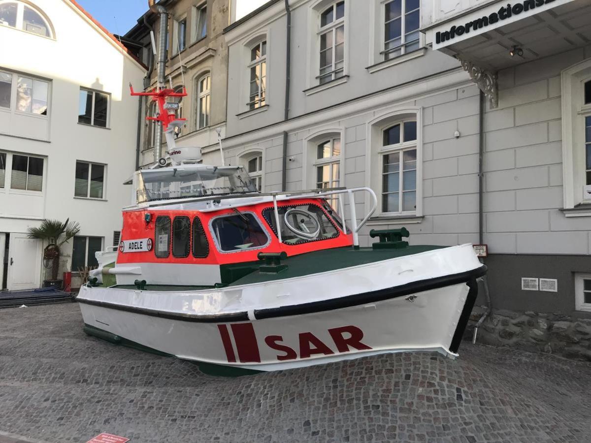 Ferienwohnung Vormann Jantzen, direkt am Leuchtturm Rostock Exterior foto