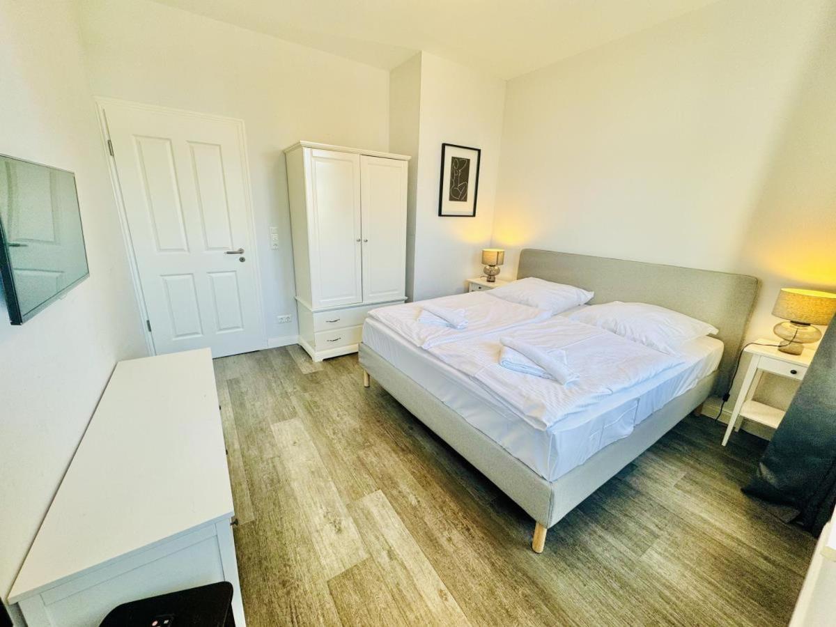 Ferienwohnung Vormann Jantzen, direkt am Leuchtturm Rostock Exterior foto
